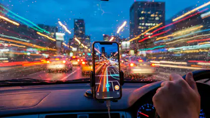 Waze GPS e Traffico Live: La Tua Guida Urbana Essenziale